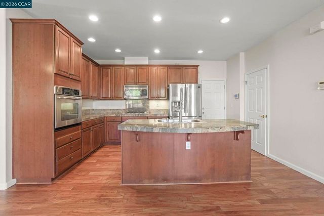 1821 Kern Mountain Way, Antioch, CA 94531