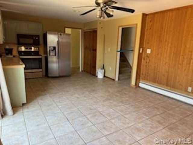 22 Salisbury Drive S, East Northport, NY 11731
