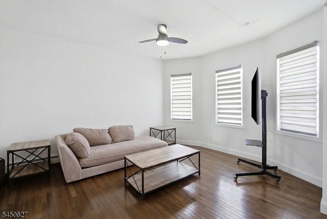 15 Prospect St, Clifton City, NJ 07011