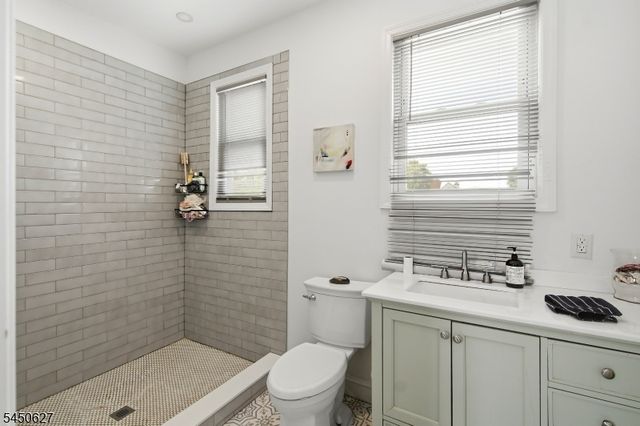 15 Prospect St, Clifton City, NJ 07011