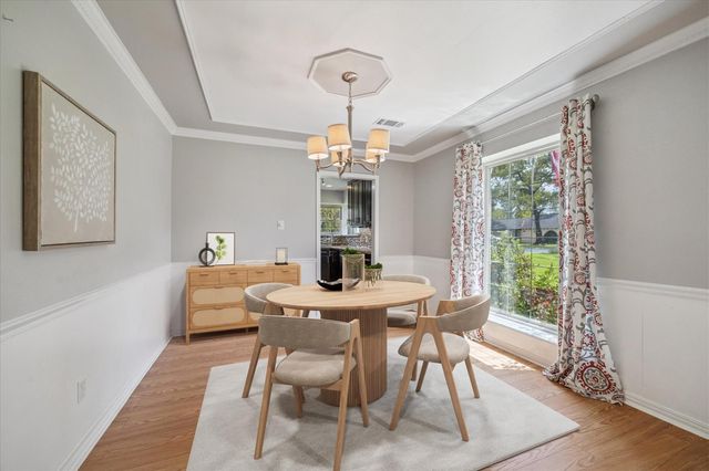 1711 Chestnut Ridge Road, Kingwood, TX 77339