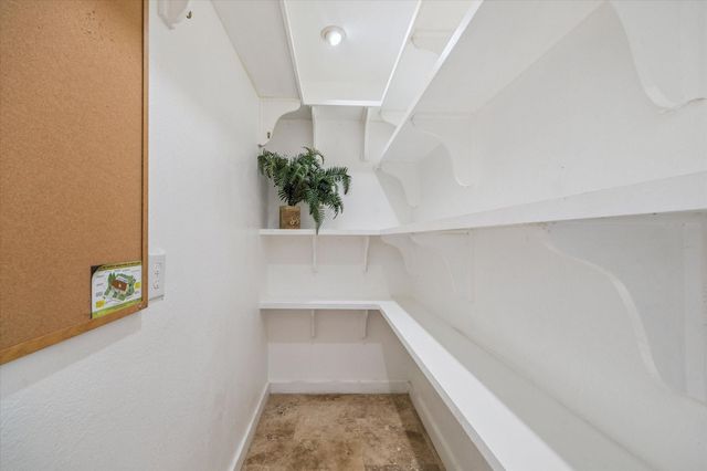 1711 Chestnut Ridge Road, Kingwood, TX 77339