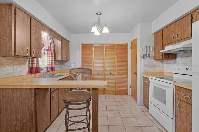 5946 SR 471, Bushnell, FL 33513