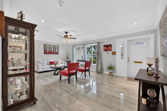 4716 NW 49TH Place, Tamarac, FL 33319