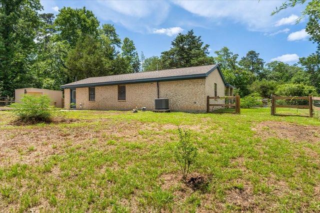 10530 Royal York Drive, Conroe, TX 77303