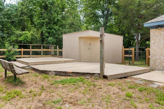 10530 Royal York Drive, Conroe, TX 77303