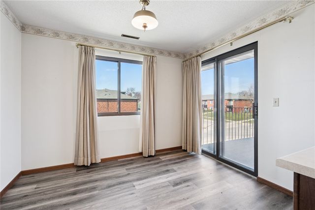 4526 Maureen Drive SE 96, Cedar Rapids, IA 52403