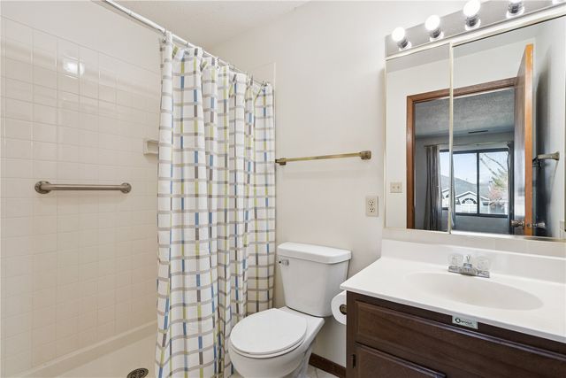 4526 Maureen Drive SE 96, Cedar Rapids, IA 52403