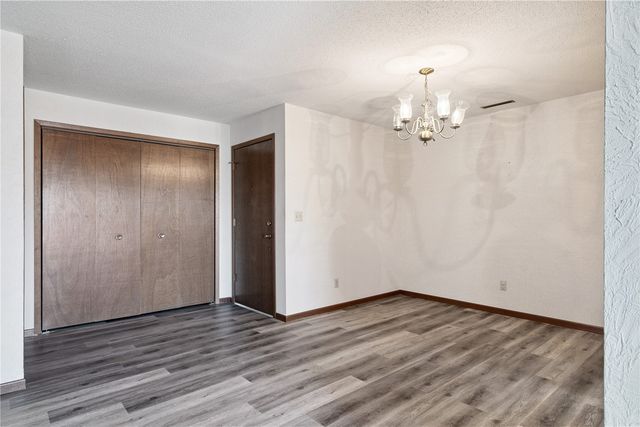 4526 Maureen Drive SE 96, Cedar Rapids, IA 52403