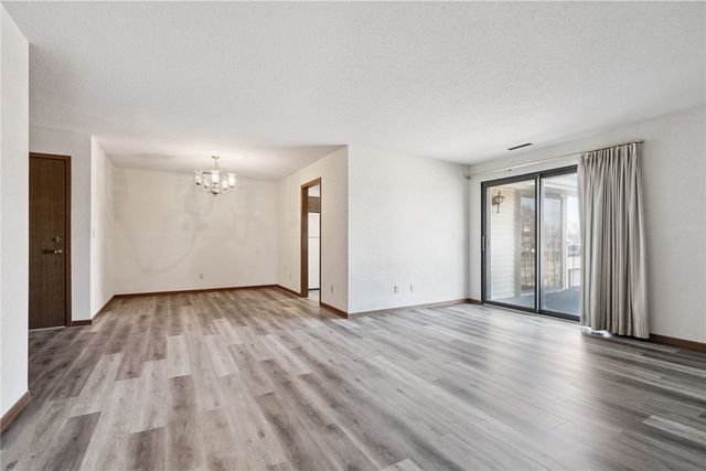 4526 Maureen Drive SE 96, Cedar Rapids, IA 52403