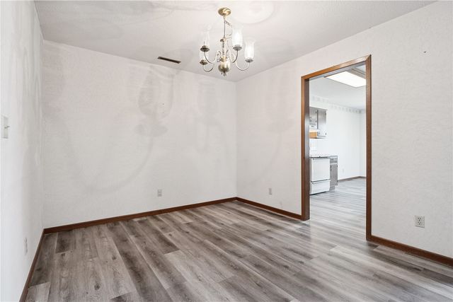 4526 Maureen Drive SE 96, Cedar Rapids, IA 52403