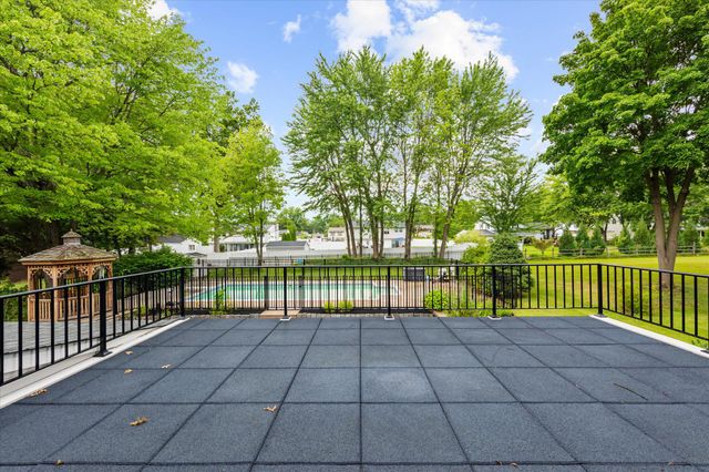 215 HANCOCK RD, North Wales, PA 19454