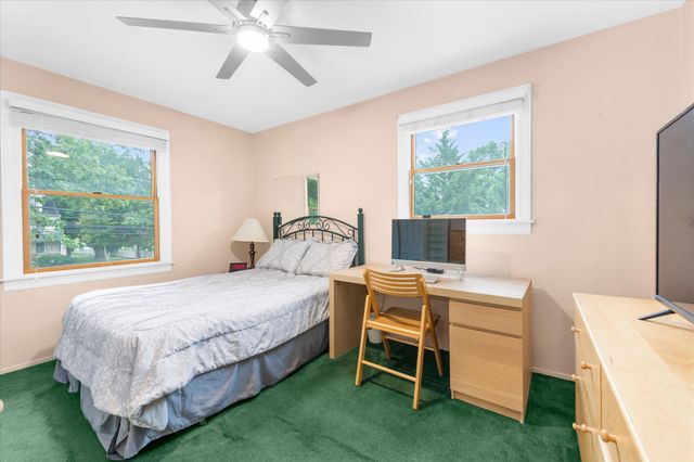 215 HANCOCK RD, North Wales, PA 19454