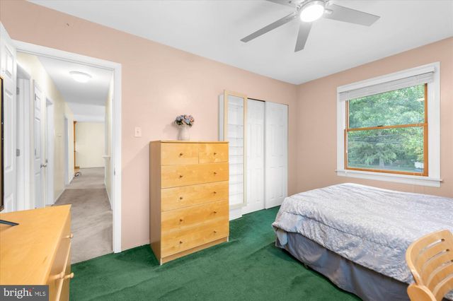 215 HANCOCK RD, North Wales, PA 19454