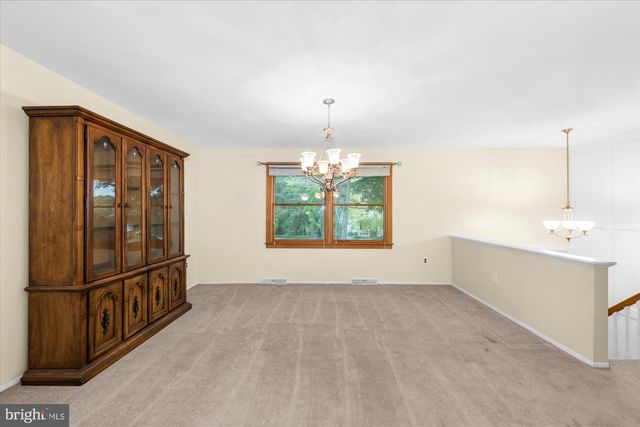 215 HANCOCK RD, North Wales, PA 19454