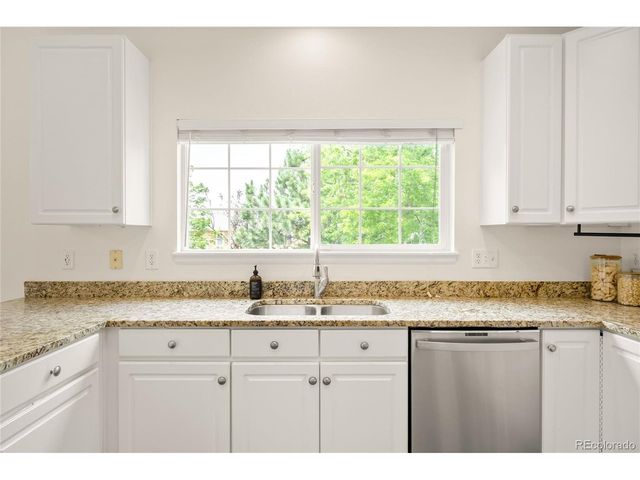 10063 Heywood St, Littleton, CO 80130