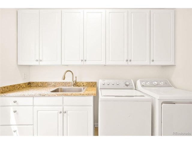 10063 Heywood St, Littleton, CO 80130