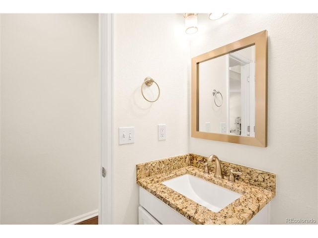 10063 Heywood St, Littleton, CO 80130