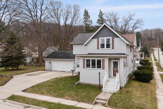 324 Park STREET, Plymouth, WI 53073