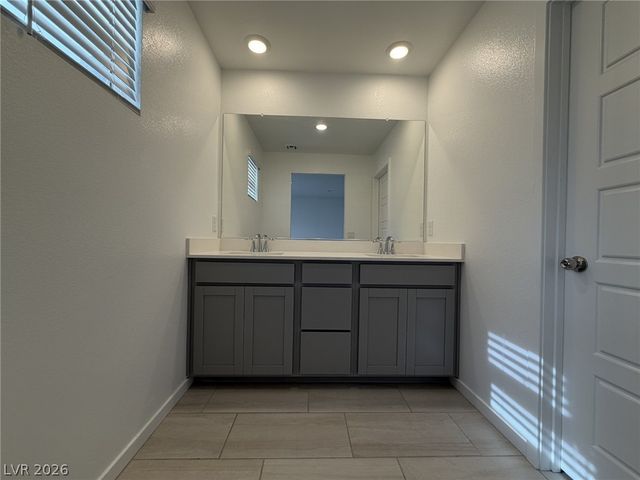 10771 Blake Gardens Court, Las Vegas, NV 89166
