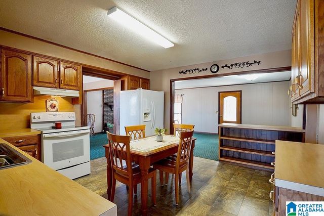 391 COUNTY ROAD 44, Jemison, AL 35085