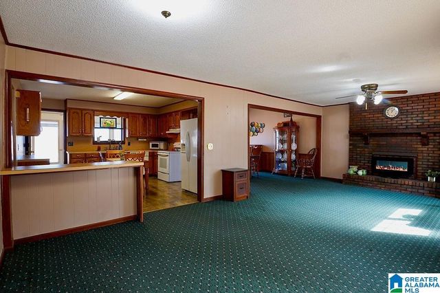 391 COUNTY ROAD 44, Jemison, AL 35085