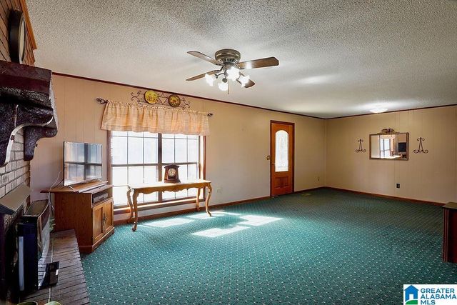 391 COUNTY ROAD 44, Jemison, AL 35085