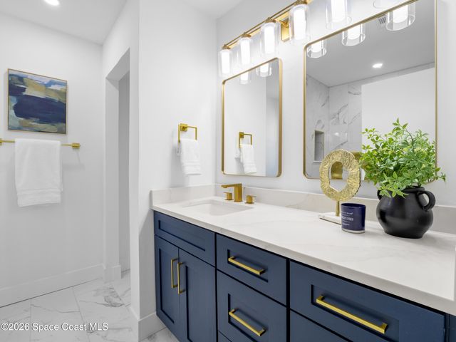 982 Pebble Avenue NE, Palm Bay, FL 32907