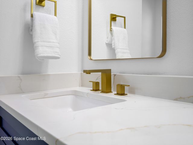 982 Pebble Avenue NE, Palm Bay, FL 32907