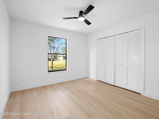 982 Pebble Avenue NE, Palm Bay, FL 32907