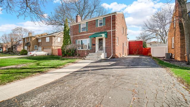 222 Beacon Place, Munster, IN 46321