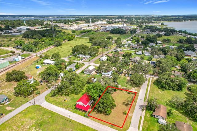 914 HARRELL AVENUE, Frostproof, FL 33843