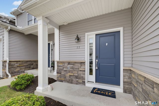 11 Red Rock Lane, Manchester, CT 06042