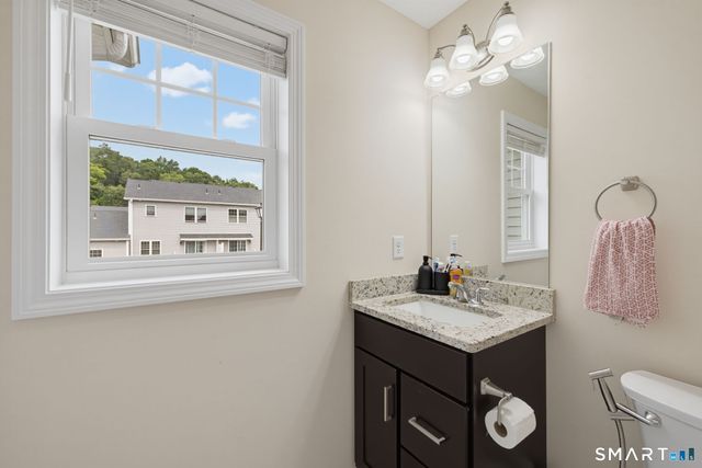 11 Red Rock Lane, Manchester, CT 06042