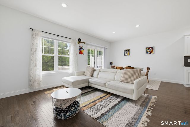 11 Red Rock Lane, Manchester, CT 06042
