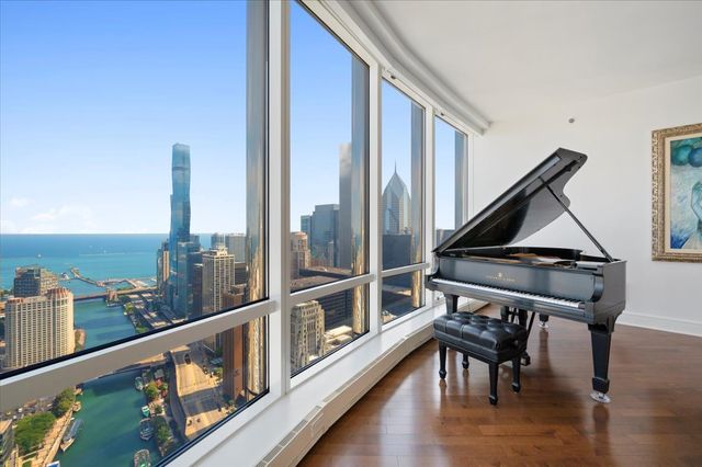 401 N Wabash Avenue 44A, Chicago, IL 60611