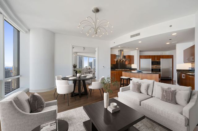 401 N Wabash Avenue 44A, Chicago, IL 60611