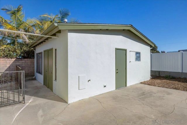 4711 Austin, San Diego, CA 92115