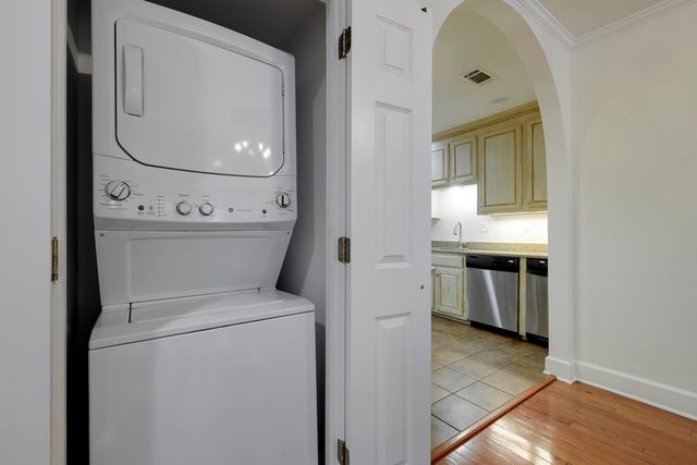 107 S Court Ave Apt 203, Memphis, TN 38103