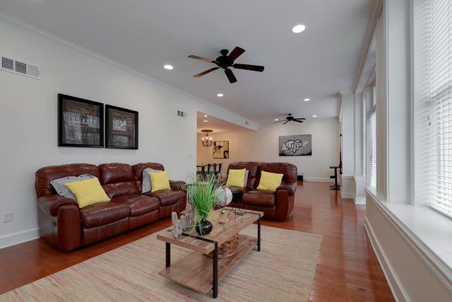 107 S Court Ave Apt 203, Memphis, TN 38103