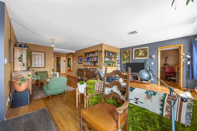 608 2nd Avenue SE, Cedar Rapids, IA 52401
