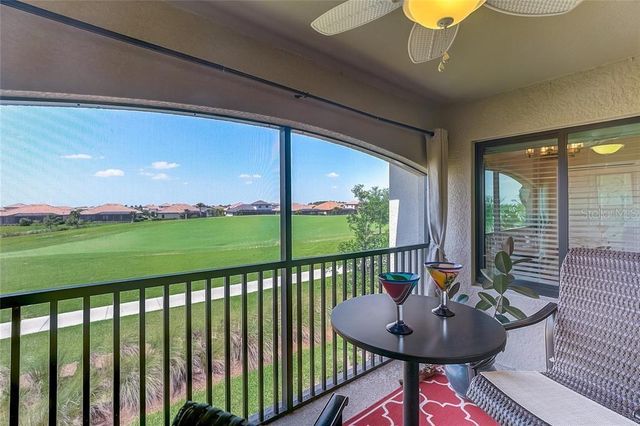 5517 PALMER CIRCLE 203, Bradenton, FL 34211