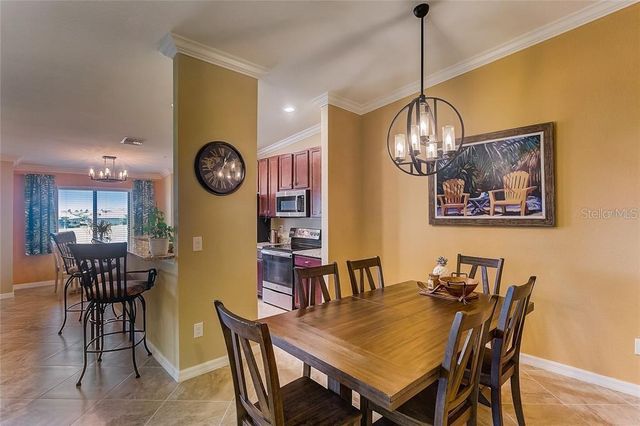 5517 PALMER CIRCLE 203, Bradenton, FL 34211