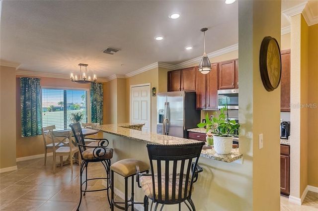 5517 PALMER CIRCLE 203, Bradenton, FL 34211