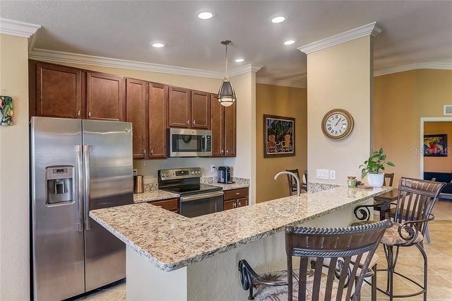 5517 PALMER CIRCLE 203, Bradenton, FL 34211