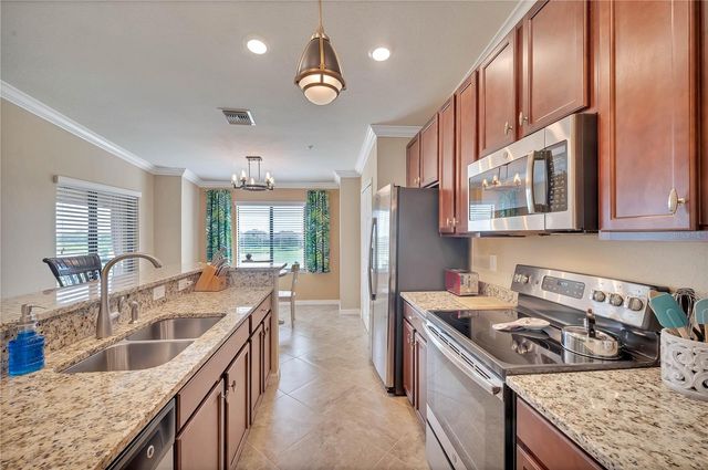 5517 PALMER CIRCLE 203, Bradenton, FL 34211