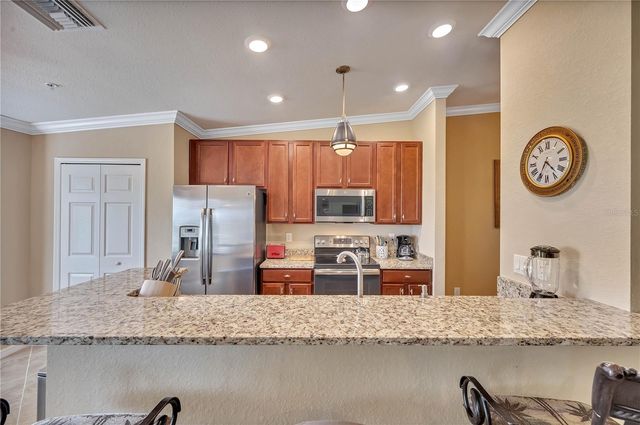 5517 PALMER CIRCLE 203, Bradenton, FL 34211