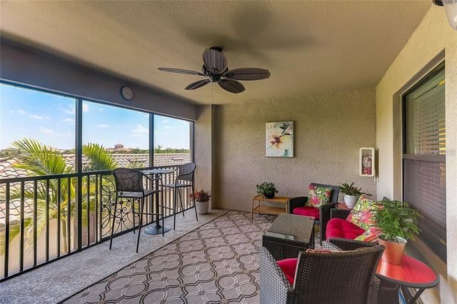 5517 PALMER CIRCLE 203, Bradenton, FL 34211