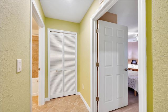 5517 PALMER CIRCLE 203, Bradenton, FL 34211