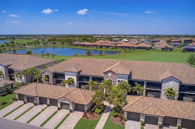 5517 PALMER CIRCLE 203, Bradenton, FL 34211